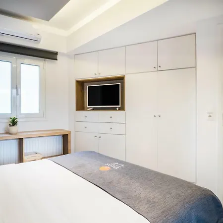 Talos Luxury Aparthotel 3*