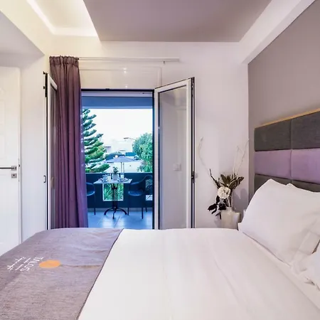 Aparthotel Talos Luxury 3*